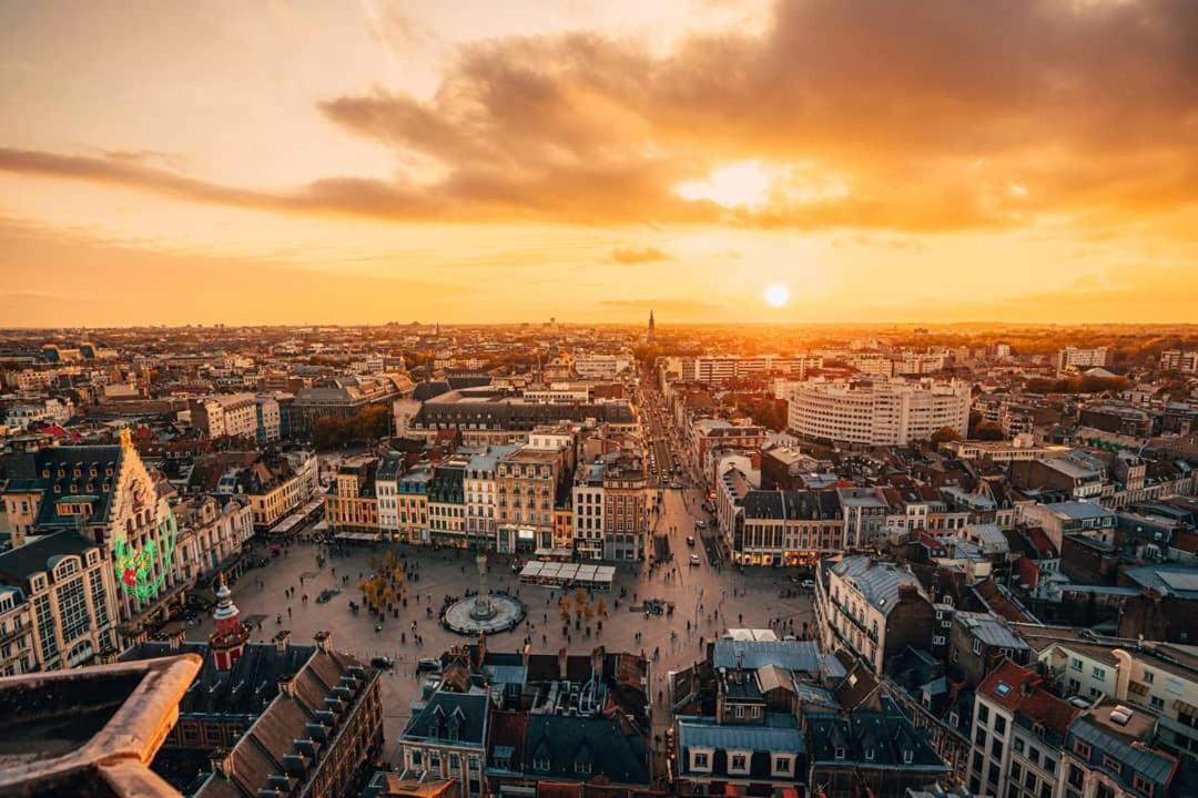 Maison De Charme En Centre Ville Avec Terrasse Lille Exteriör bild
